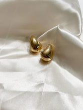 Load image into Gallery viewer, Special Delivery Earrings Gold
